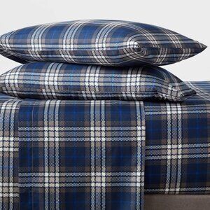 Room Essentials Blue Digi Plaid Design Microfiber Full Size 4 Piece Sheet Set